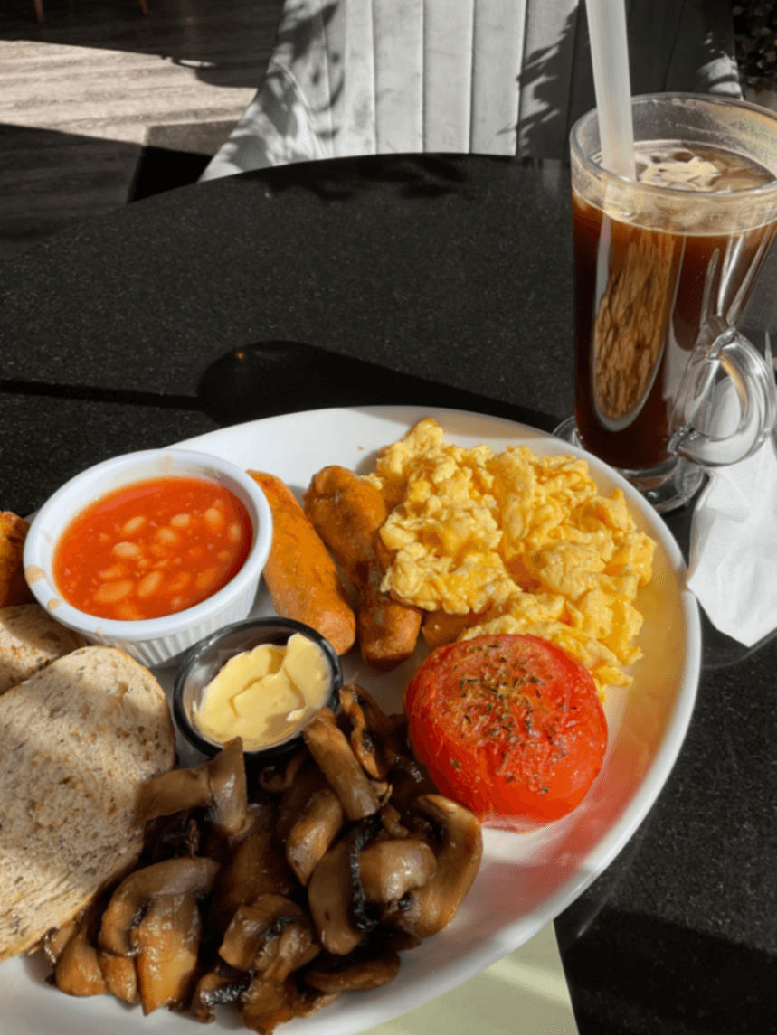 "温馨舒适三居室出租,D04区,月租1000欧元"